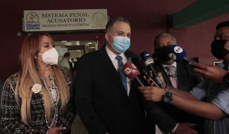 El equipo legal del expresidente Ricardo Martinelli ha señalado estar seguro de que volverá a probar su inocencia. Foto: Víctor Arosemena 