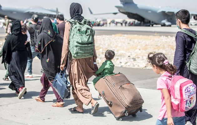 Aproximadamente 11,200 personas volaron a bordo de 42 vuelos militares de Estados Unidos. Foto: EFE