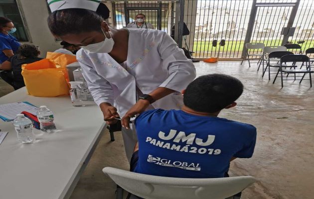 Hasta este miércoles 25 de agosto se han colocado 4,124,375 dosis de vacunas contra la covid-19. Foto: Cortesía Minsa