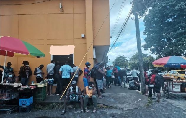 Una gran cantidad de migrantes está en la provincia de Chiriquí incumpliendo las medidas de bioseguridad. Foto: Mayra Madrid