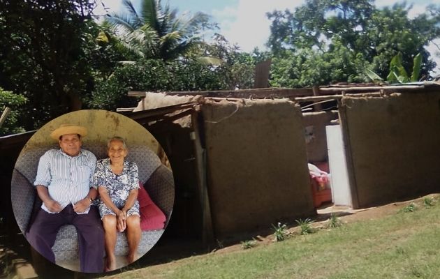 Abuelitos en La Pintada piden ayuda gubernamental para mejorar sus vivienda. Foto: Cortesía
