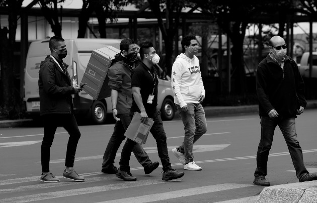 De acuerdo con el Fondo Monetario Internacional luego que la economía recupere el nivel de actividad económica del 2019, lo que podría tomar cerca de dos años, la tasa de desocupación se estancará a un nivel del 8.8% de la PEA. Foto: EFE.