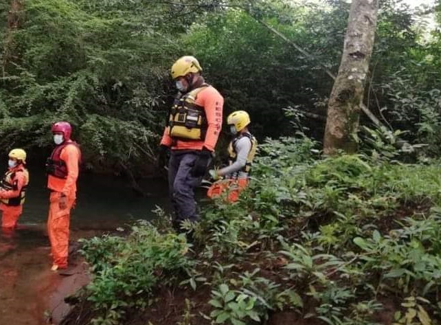 El Sinaproc aún mantiene la búsqueda de otra persona perdida desde el pasado domingo. Foto: Diómedes Sánchez