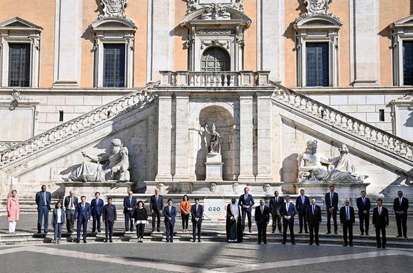 Participantes de la Reunión de Ministros de Salud del G20 en Roma, Italia. Foto: EFE