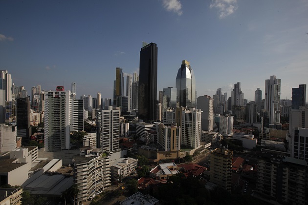 El Centro Bancario Internacional (CBI) de Panamá consta de 68 instituciones y es un pilar de la economía de servicios del país centroamericano, que enfrenta los embates de la pandemia de la covid-19.