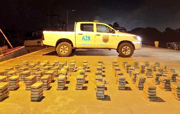 En la operación antidrogas se incautaron  más de 350 paquetes de cocaína. Foto: Cortesía Senan