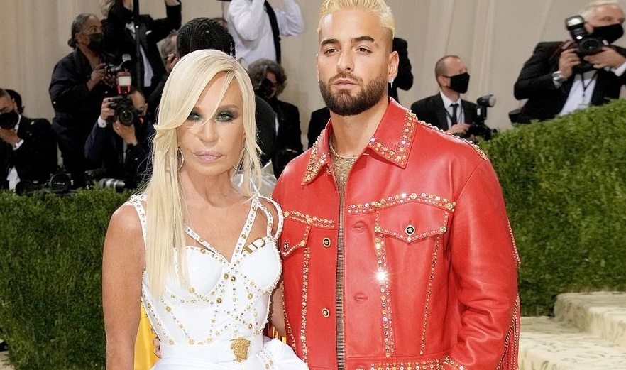 Donatella Versace y Maluma. Instagram/@ donatella_versace