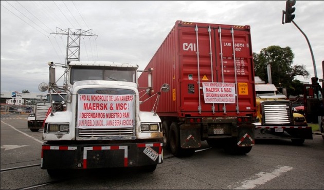 El ministro de Comercio e Industrias, Ramón Martínez informó que las navieras se han comprometido a no realizar transporte de carga nacional. Foto: EFE