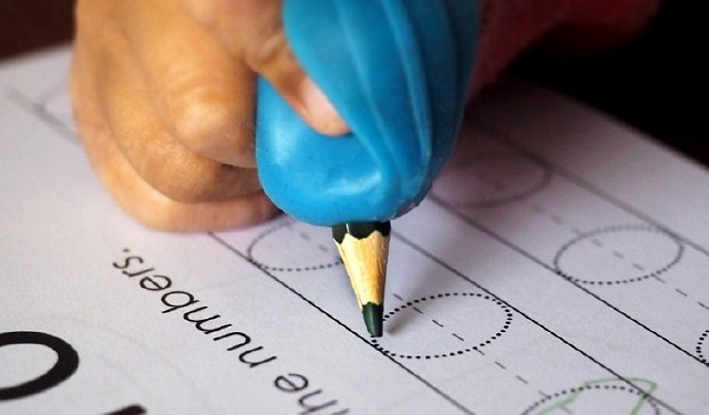 Ejercicio grafomotriz para uso escolar. Foto: Graffos