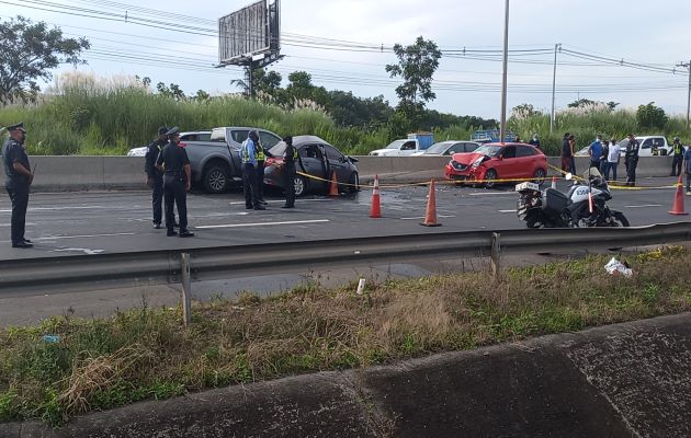 Investigan las causas de este accidente de tránsito. Foto: Eric Montenegro