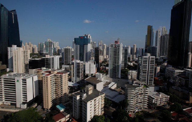 Las perspectivas de la situación económica general del país para los próximos 12 meses aumentó en 17 puntos porcentuales. Foto: EFE