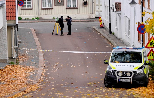 Converso al islam radicalizado mató a cinco personas e hirió a dos con un arco y flechas en Noruega. Foto: EFE