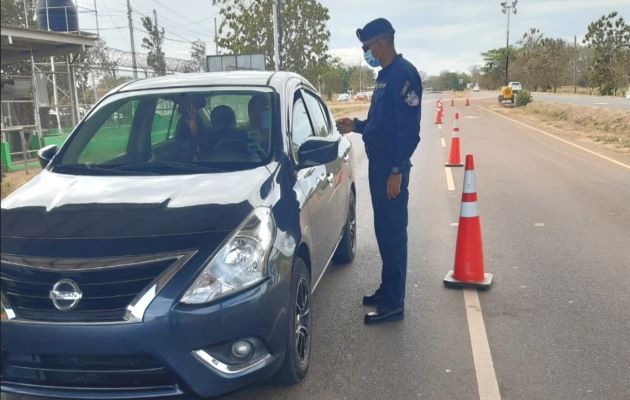 Las autoridades pidieron a los conductores respetar las normas de tránsito, principalmente evitar conducir en estado de ebriedad. Foto: Thays Domínguez