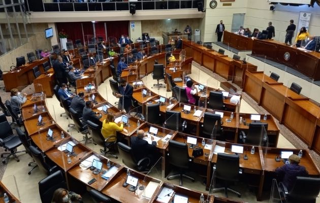 Pleno de la Asamblea Nacional aprobó las reformas electorales. Foto: Víctor Arosemena