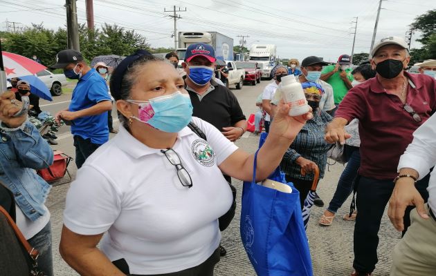 Los afectados, quienes conforman el Comité de Familiares de Víctimas por el Derecho a la Vida (COFADESAVI), llevan más de 15 años de lucha, sin respuestas a sus solicitudes. Foto: Thays Domínguez