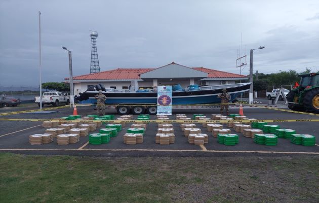 La sustancia ilícita fue llevada a la base naval de Mensabé. Foto: Cortesía Senan