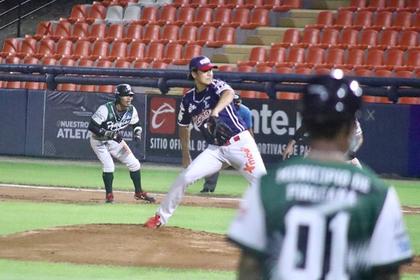 Harold Araúz ganó el partido por Darién: Foto: Fedebeis