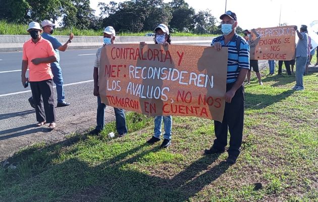 Los residentes precisaron que continuarán con las medidas de presión hasta lograr un precio justo por las tierras. Foto: Eric Montenegro