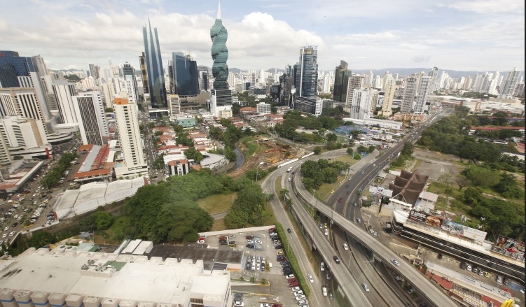 Las métricas de deuda de Panamá se deterioraron drásticamente en 2020. Archivo