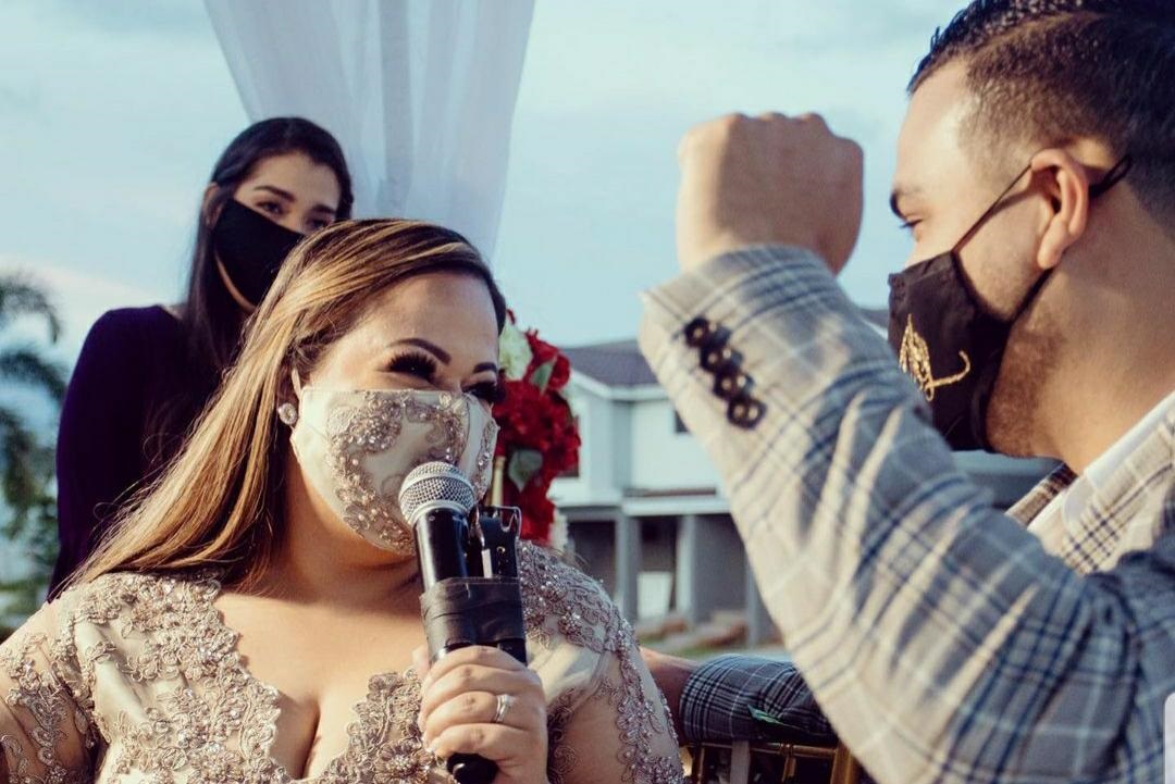   Kathy Phillips y su esposo Luis. Foto : @kathyp30
