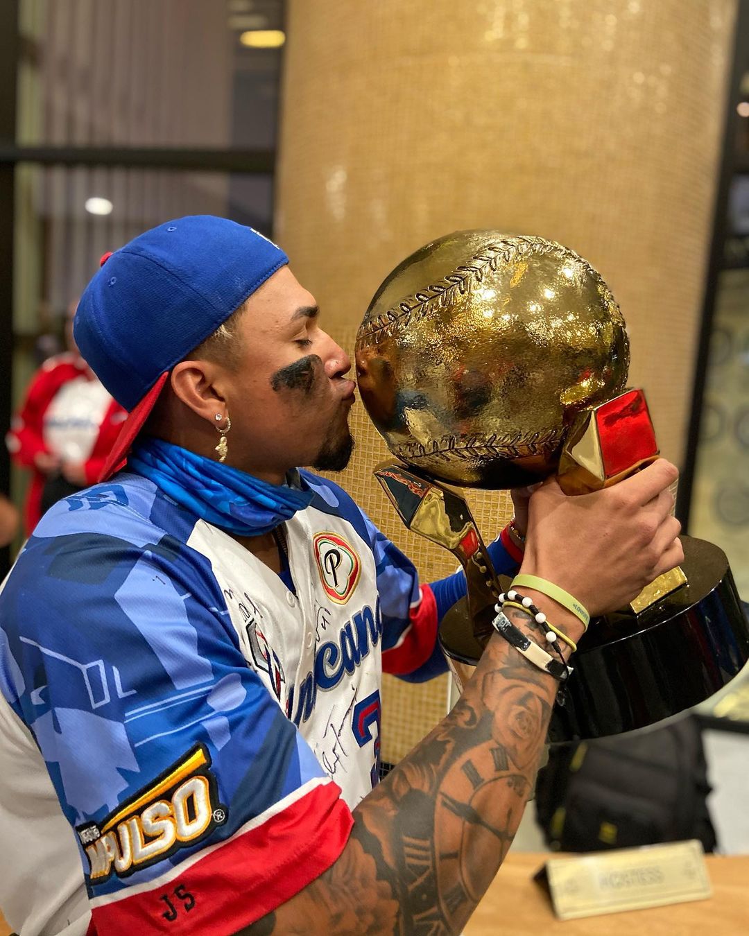 Johan Camargo ganó la Serie del Caribe. Foto:Instagram