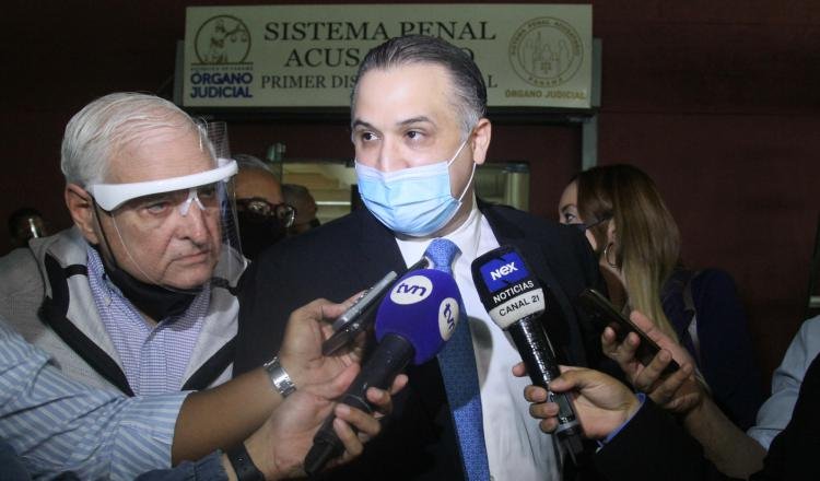 El lunes a las dos de la tarde iniciará el alegato final de las partes en el segundo juicio por los presuntos pinchazos telefónicos. Foto:Víctor Arosemena