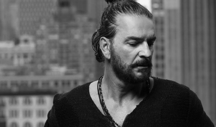 Ricardo Arjona.  Cortesía