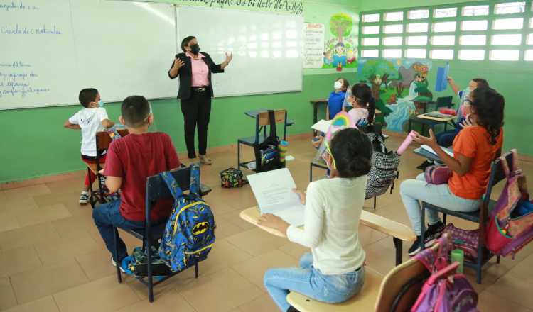 Más del 60% de las escuelas culminarán el año escolar 2021 con estudiantes dentro de sus aulas. Foto: Cortesía