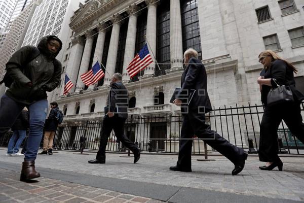 Cifras de renuncias voluntarias están superando su récord histórico en Estados Unidos. Foto: EFE