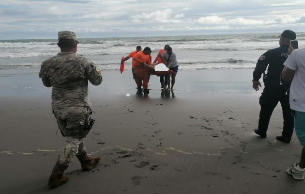 La estadística general precisa que este año en la provincia de Chiriquí han fallecido por inmersión un total de 33 personas, de las cuales cuatro de ellas se han registrado en playa La Barqueta. Foto: José Vásquez