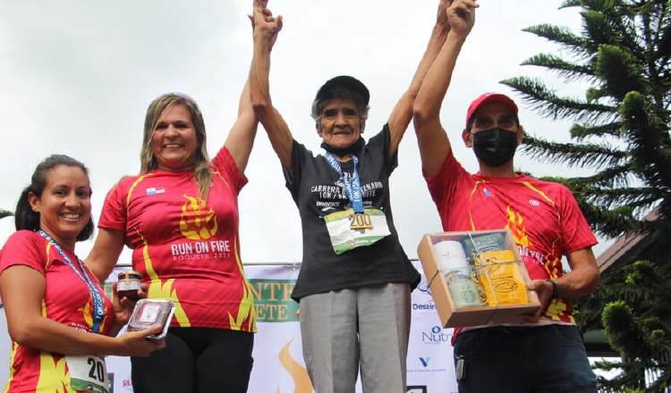 Olga Caballero, durante la Carrera Bicentenario en Boquete. Foto: Fotos @MásEventos Olga Caballero, durante la Carrera Bicentenario en Boquete. Foto: Fotos @MásEventos