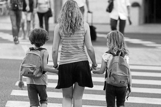 La maternidad tiene muchas formas y se manifiesta en todos los pequeños detalles. En las acciones que marcan más que el carácter de la herencia genética. Foto: EFE.