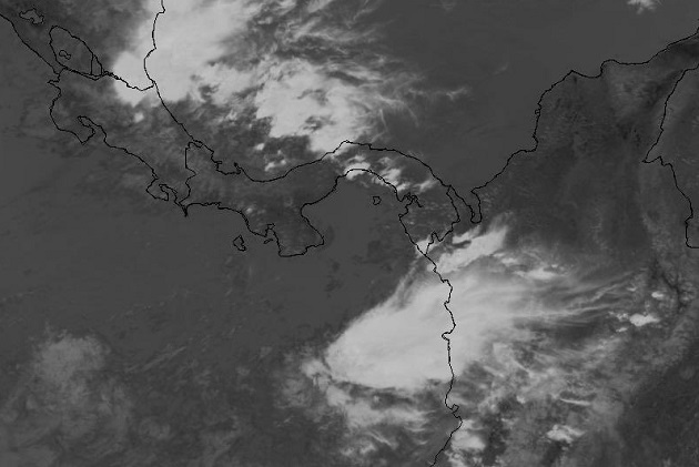 Las áreas bajo vigilancia con altura de olas hasta 3.0 metros son: Colón, Veraguas Norte, Bocas del Toro y las comarcas Guna Yala y Ngäbe Buglé.