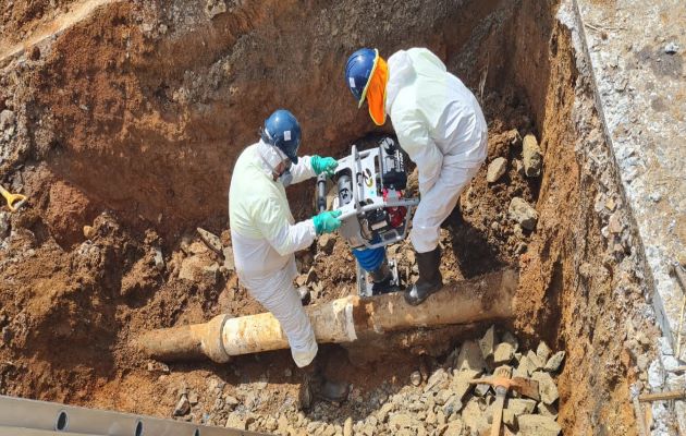 Se detalló que las dos obstrucciones fueron ubicadas en una tubería de 185 metros de longitud. Foto. Eric Montenegro