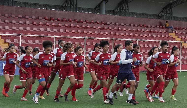 Selección femenina de fútbol. Foto:Fepafut