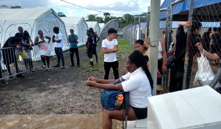 Los pocos migrantes que se encontraban apostados en la estación migratoria de San Vicente, Darién, eran haitianos,  venezolanos y cubanos. Luis Miguel Avila 