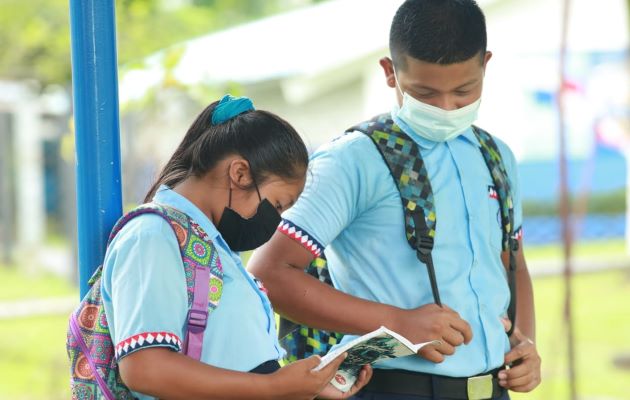 El proceso de recuperación se efectuará en más de 100 centros educativos de las distintas regiones educativas del país. Foto: Cortesía Meduca