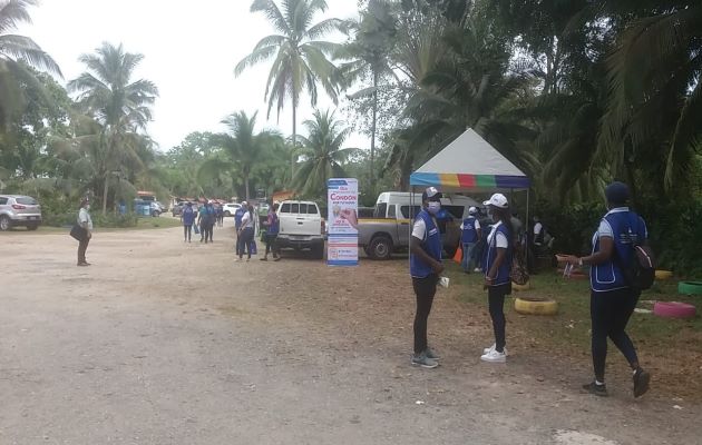 Las autoridades realizarán recorridos  para que las personas cumplan con las medidas de bioseguridad establecidas para los locales y playas. Foto. Diomedes Sánchez