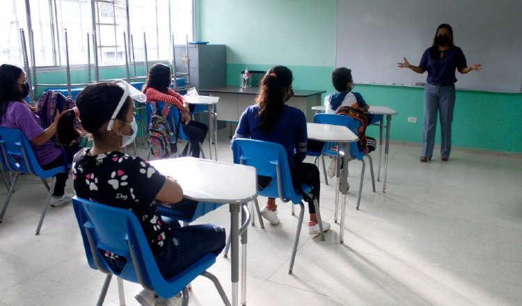 Un  promedio de 30 mil estudiantes reprobaron. Foto: Archivo