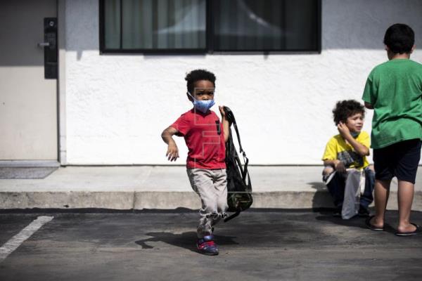  Los estudiantes en Estados Unidos tienen previsto regresar a las clases tras las vacaciones navideñas. Foto: EFE