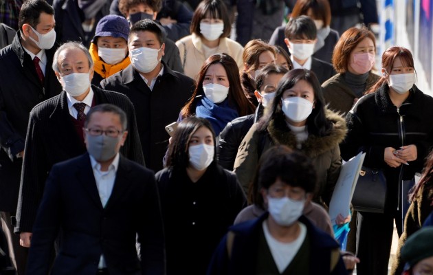 La capital japonesa anotó hoy 922 nuevos contagios. Foto: EFE
