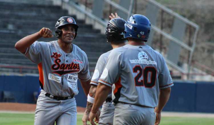 Los Astronautas buscan empezar con el pie derecho la Serie Final contra Federales de Chiriquí. Foto: @Probeis