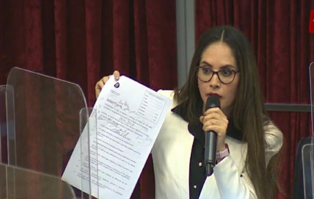 La diputada señaló que la denuncia de supuestas irregularidades en la ATTT de Chiriquí, ella se la envió a Laurentino Cortizo. Foto: Grupo Epasa