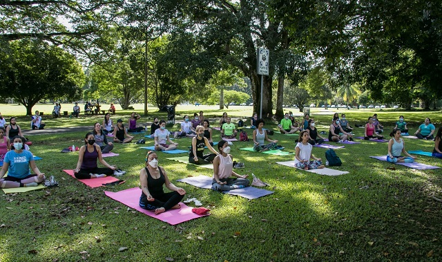 En los encuentros de 'Panamá Respira' se realiza yoga, ejercicios de meditación y respiración. Foto: Cortesía / Waby