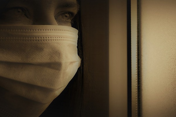 Muchas personas aún no se acostumbran al uso de la mascarilla. Foto: Pixabae
