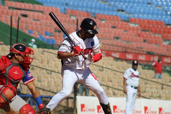 Astronautas inció la Serie del caribe con el pie derecho. Foto: Probeis