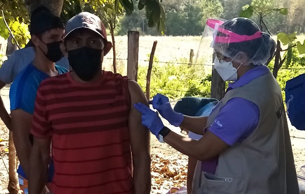 La vacunación ayuda a evitar que aparezcan nuevas variantes. Foto: Cortesía CSS