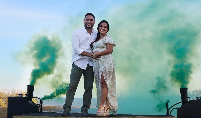 Víctor Ballesteros y su esposa, Jiseth Córdoba Cianca. Foto: Instagram