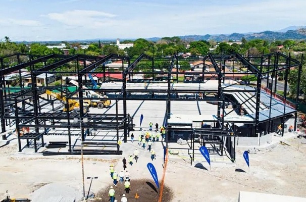 Trabajos de los coliseos deportivos en Chiriquí. Foto:Mayra Madrid