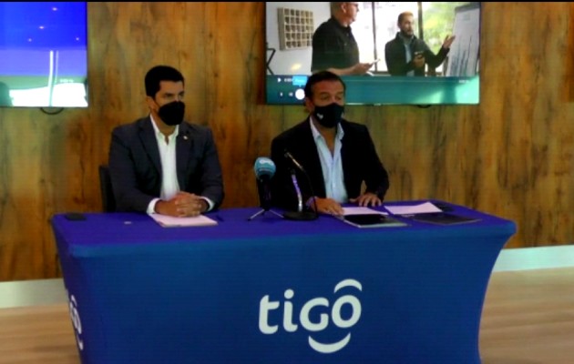 La firma de la alianza entre ambas instituciones se dio en las oficinas de Tigo Panamá.